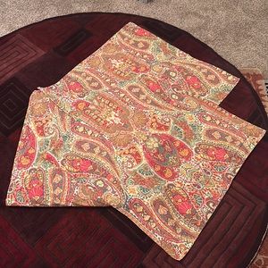 Pottery Barn Standard King Duvet Cover + Two Matching Euro Shams